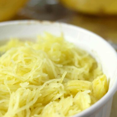Roasted Spaghetti Squash is a healthy alternative to carb-heavy dishes like pasta and rice. It's nutritious and delicious and super easy to prepare!