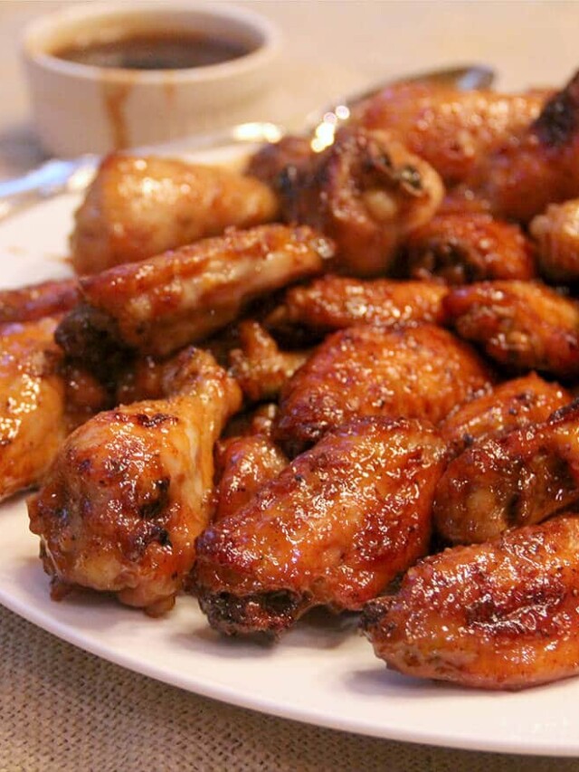 Baked Chicken Wings with Honey Garlic Sriracha Sauce Southern Food