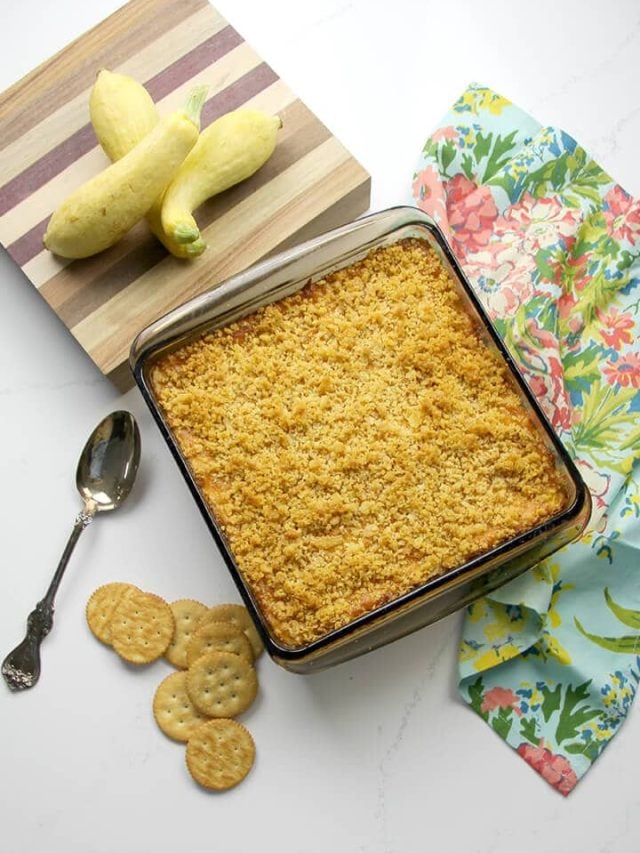 How To Make a Southern Squash Casserole - Southern Food and Fun