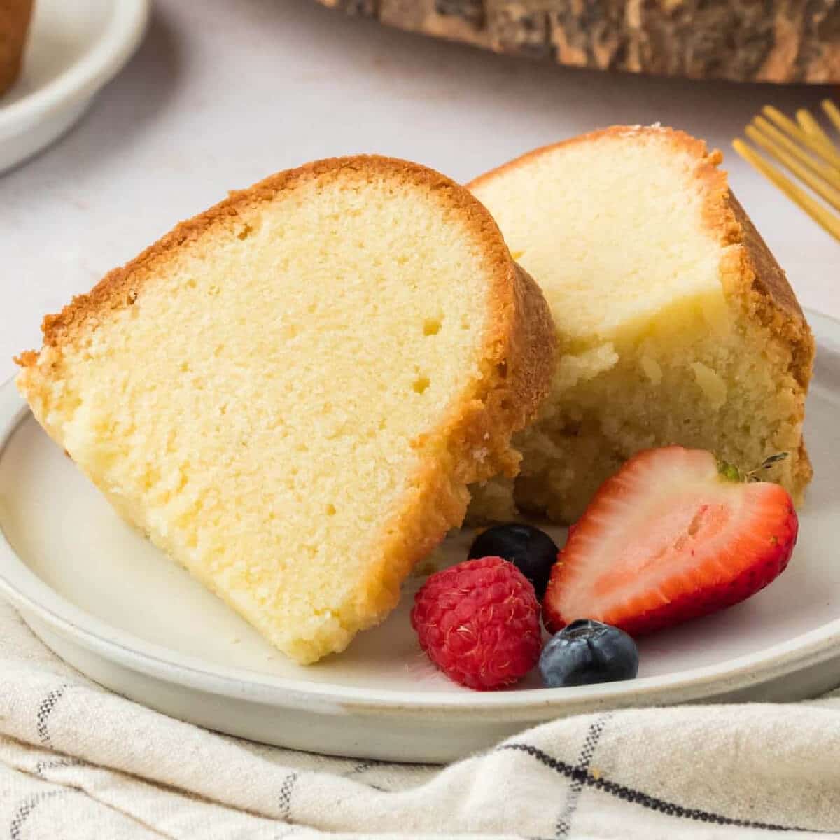 Cream Cheese Pound Cake – Leite's Culinaria