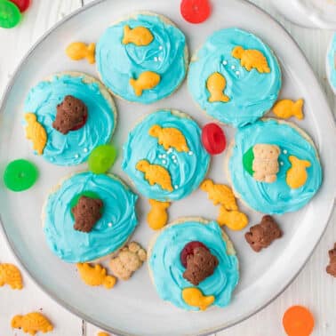Bite into summer with our beach cookies, boasting a sweet, sugary base and a playful mix of toppings that’ll transport you straight to the seashore.
