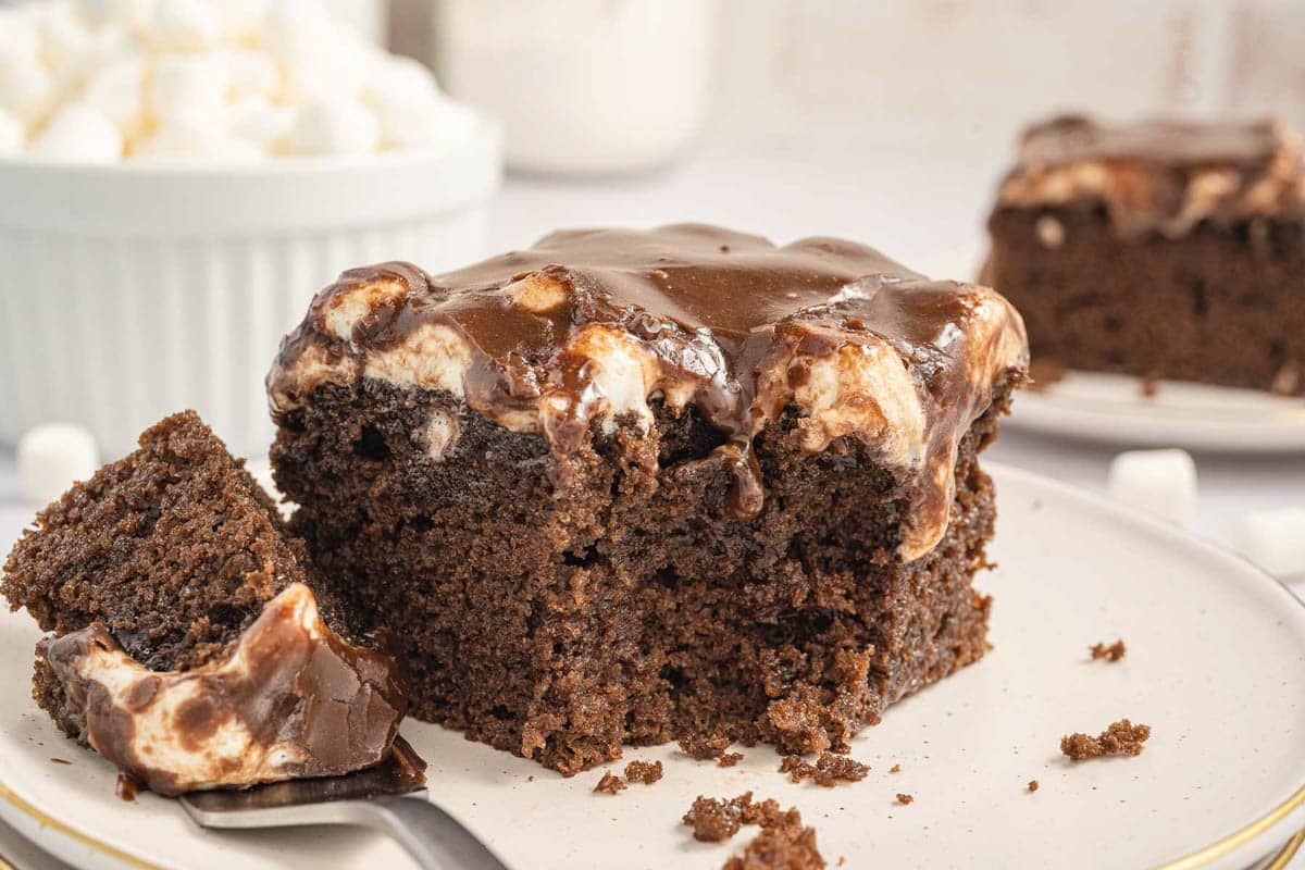Enrich chocolate flavor with marshmallows and chocolate frosting with fudgy toppings. 