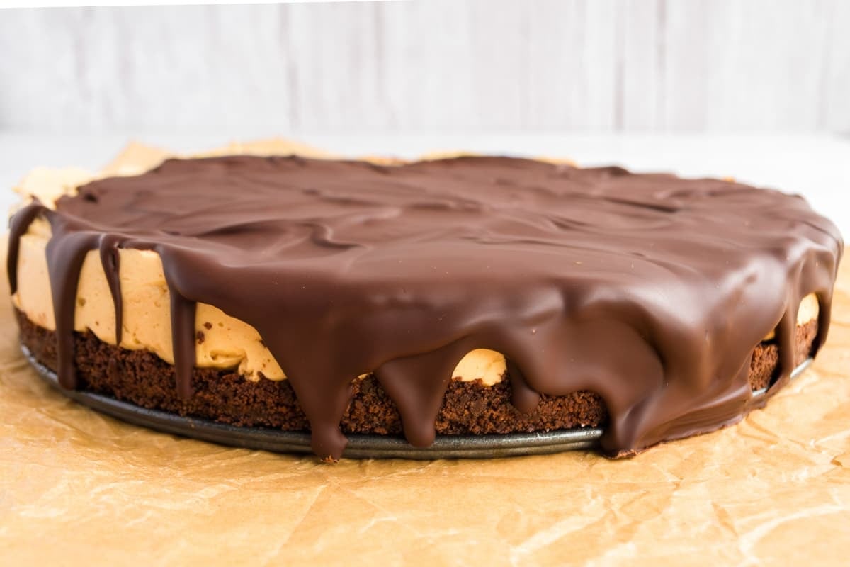 Peanut butter pie with chocolate ganache is cold, creamy, no-bake, and completely worth making.