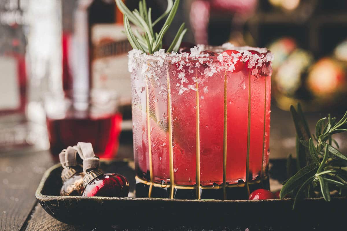 Festive Mistletoe Margarita with tequila, cranberry, and lime—easy, bright.