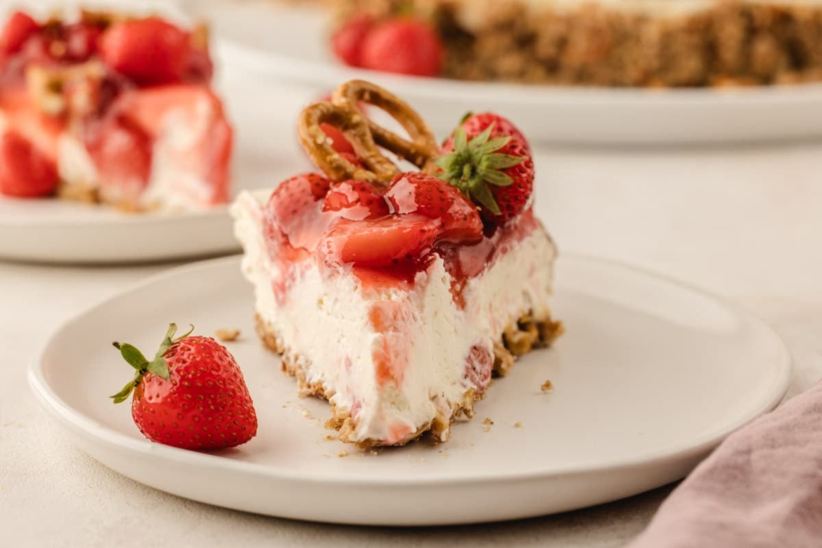 No-bake strawberry pretzel pie—brown butter pretzel crust, whipped cream–cream cheese filling,